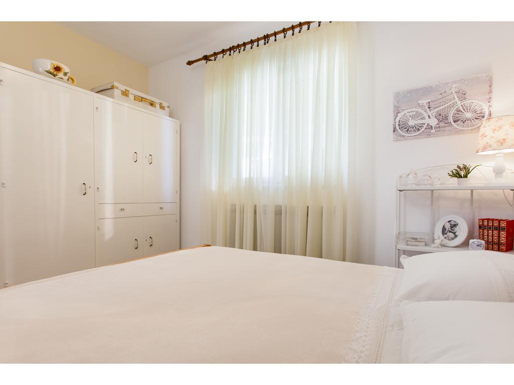 Holiday Home Vallis Povlja  Exterior foto