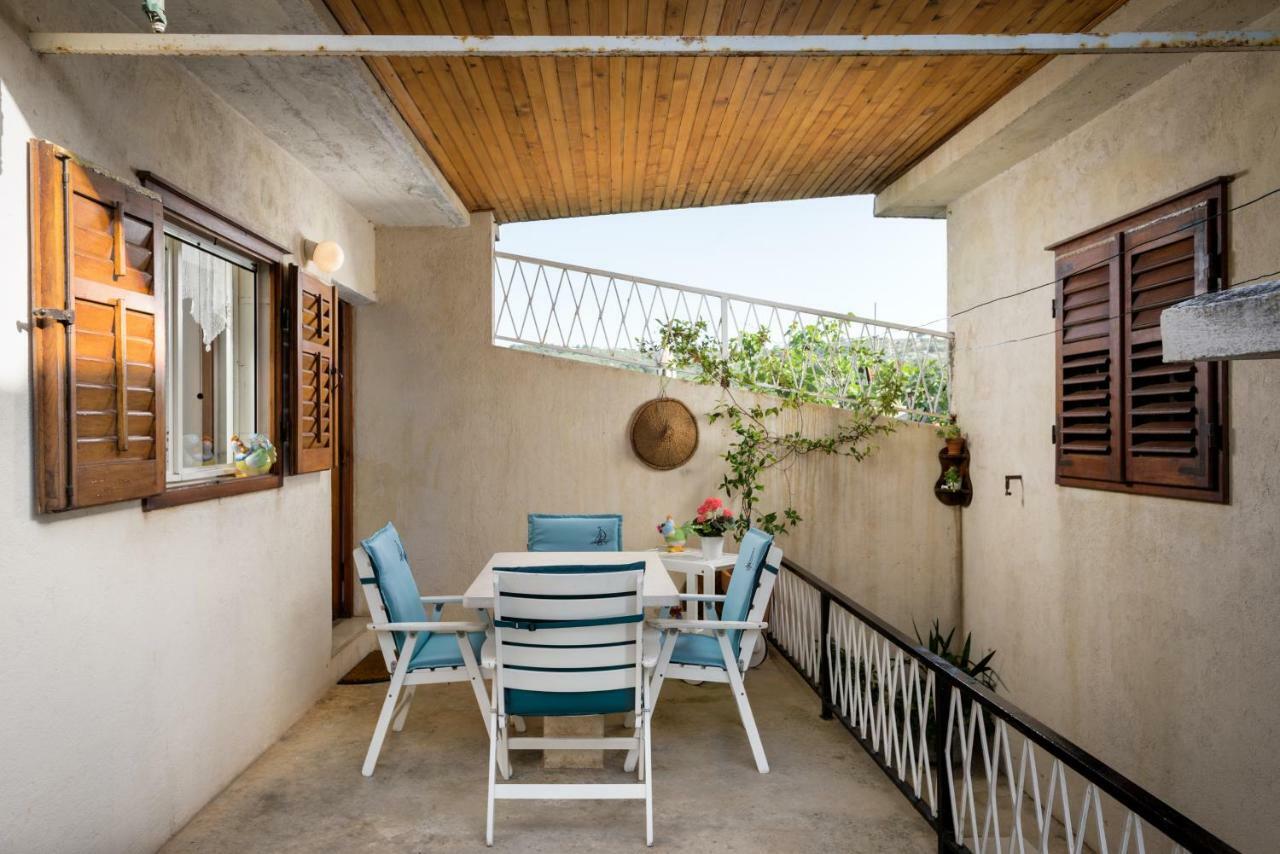 Holiday Home Vallis Povlja  Exterior foto